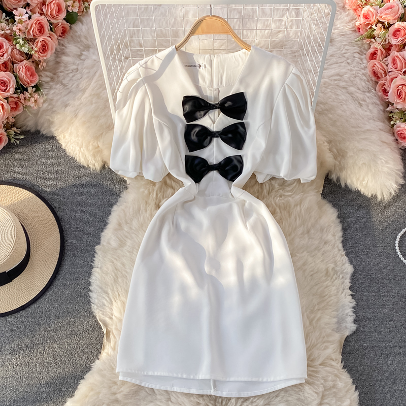 Summer New Retro Small Waist-Tight Slimming V-Neckline Three-Dimensional Bow Decoration Puff Sleeve Dress - Image 2