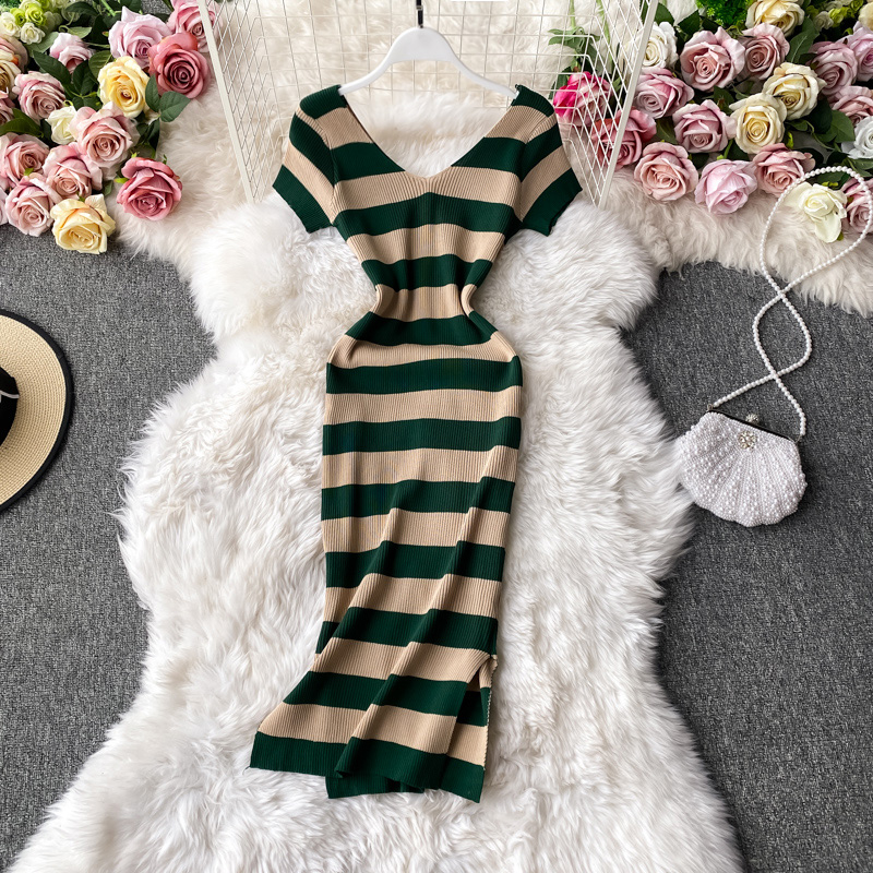 Women's V-neck Slit Knitted Dress Korean-Style Chic Striped Waist-Tight Slim and Sexy Bottoming Hip Skirt One-Step Dress