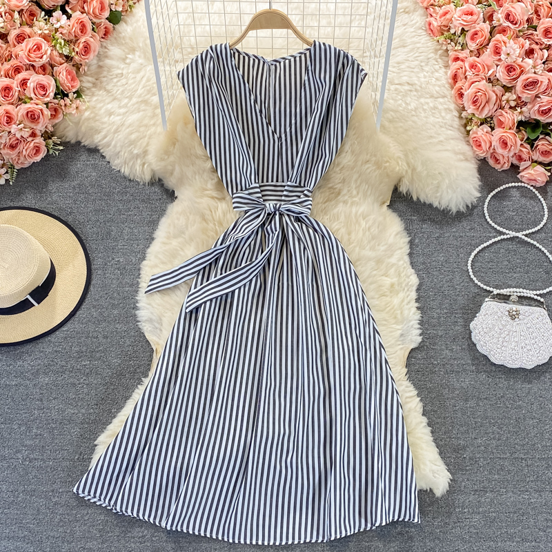 Royal sister light mature style striped V-neck dress new women's summer waist waist was thin and high temperament long skirt - Image 5