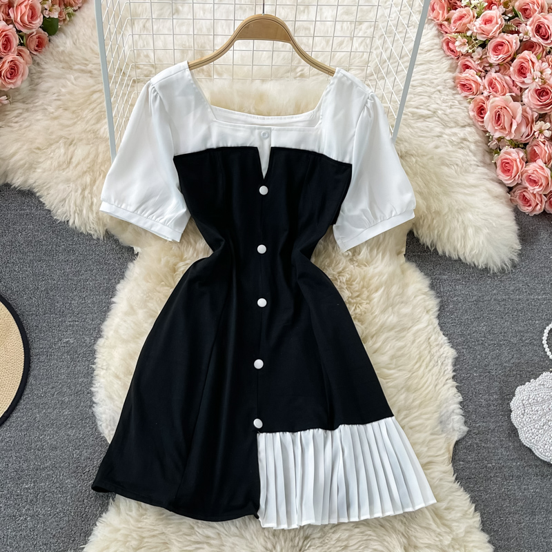 Summer New Elegant French Style Square Collar Puff Sleeve Patchwork Retro Contrast Color Irregular Pleated Dress for Women - Image 2
