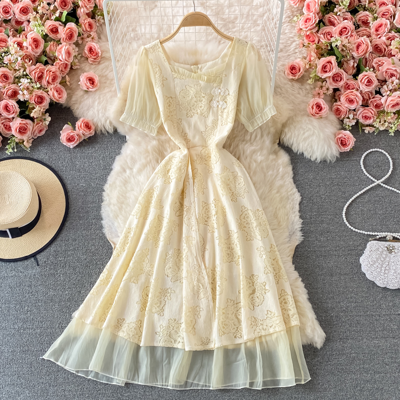 Gentle Square Collar Lace Dress Summer New Mid-Length Waist Slimming Machine Embroidery First Love Skirt