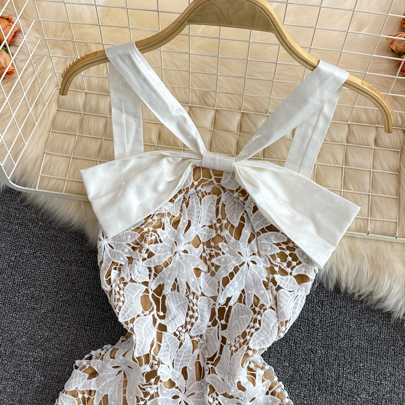 Halter Cut-out Lace Suspender Skirt Female Summer New Waist Slimming Socialite Style Bow Hip-Wrapped Dress Dress - Image 3