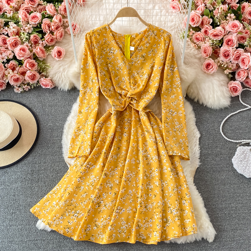 Fallnew French Style Vintage and Little Fresh Floral Skirt Waist Slimming Elegant V-neck Chiffon Dress - Image 2