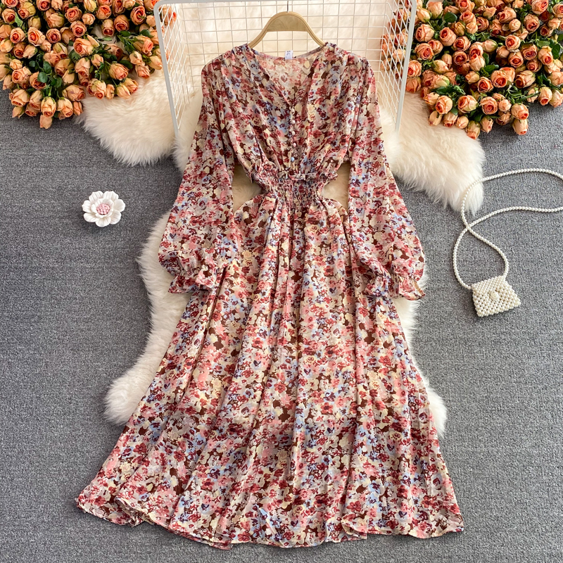 Gentle V-neck Floral Chiffon Dress Autumn New Pleated Long Sleeve Waist-Tight Figure Flattering Wide Hem Long Dress - Image 2